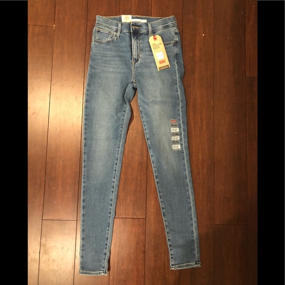 Levi's Denim - Levi’s high rise jeans nwt
